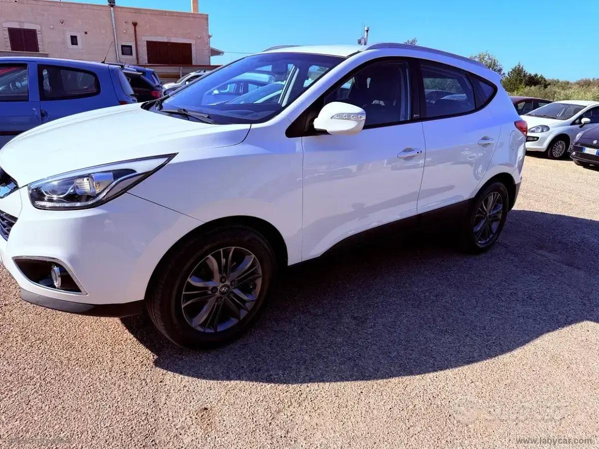 Usata Hyundai ix35 Xpossible 115 CV (84 kW) 2014 Bianco SUV