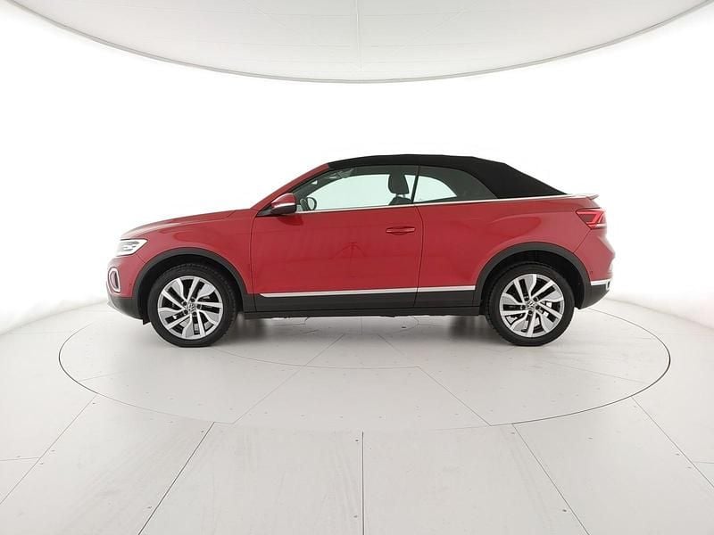 Usata VW T-Roc Cabriolet Style 150 CV (110 kW) 2023 Kings red metallizzato/black Cabrio