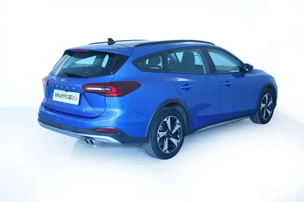 Usata Ford Focus Active 116 CV (85 kW) 2025 Blu/azzurro Station wagon