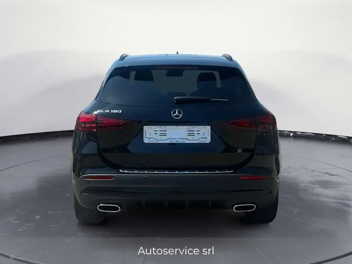 Nuova Mercedes GLA180 Advanced Plus 136 CV (100 kW) 2026 Nero SUV