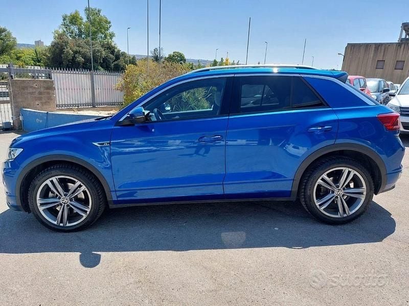 Usata VW T-Roc R-line Plus 150 CV (110 kW) 2021 Blu/azzurro(met.) SUV