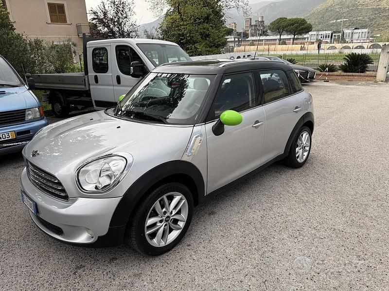 Usata Mini Cooper D 112 CV (82 kW) 2012 Grigio Utilitaria