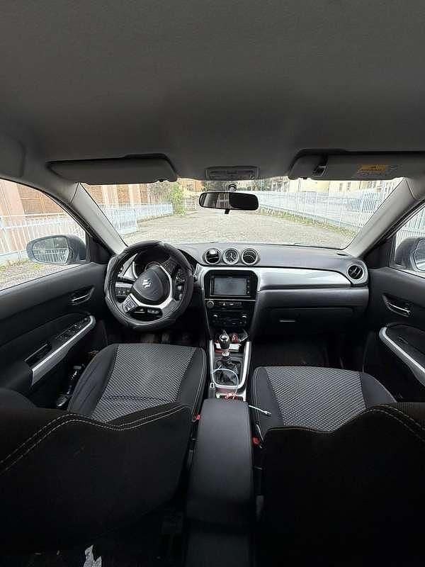 Usata Suzuki Vitara Cool 120 CV (88 kW) 2016 Argento SUV