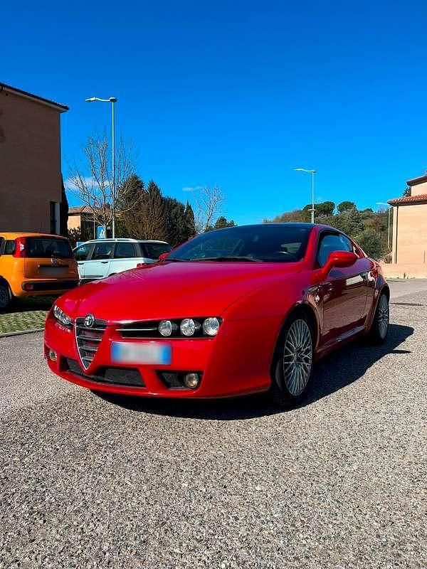 Usata Alfa Romeo Brera 200 CV (147 kW) 2010 Rosso Coupé
