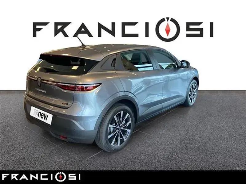Usata Renault Mégane IV Evolution 95 kW (130 CV) 2025 Grigio scuro Utilitaria