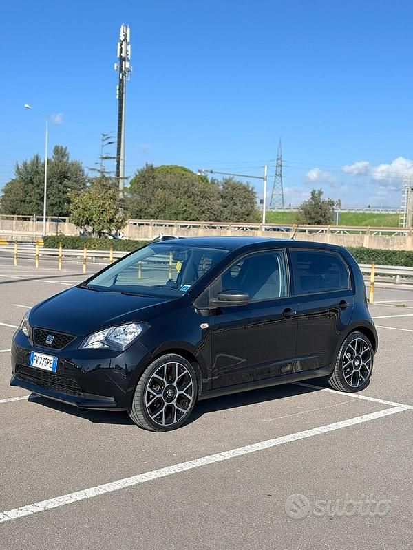 Usata Seat Mii 60 CV (44 kW) 2019 Nero Utilitaria