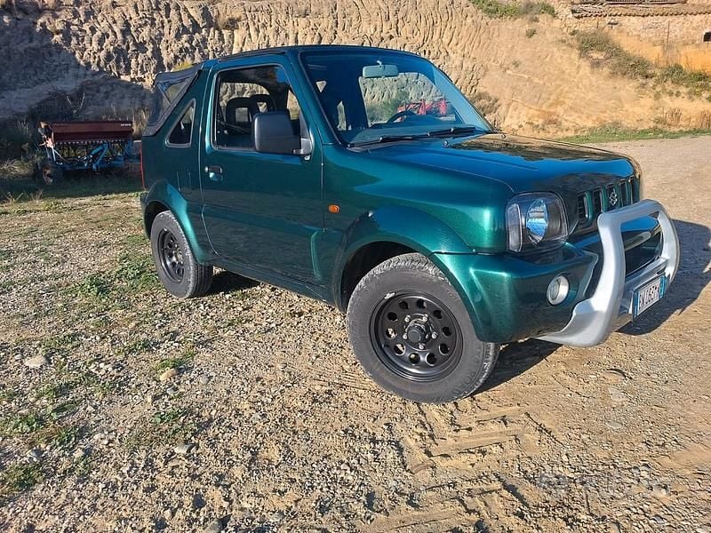 Usata Suzuki Jimny 80 CV (58 kW) 2001 Verde SUV