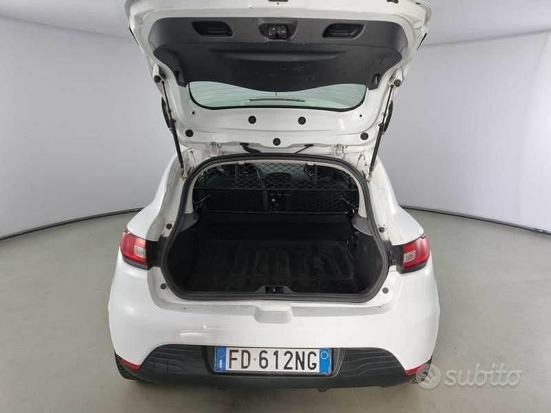 Usata Renault Clio IV Business 75 CV (55 kW) 2016 Berlina