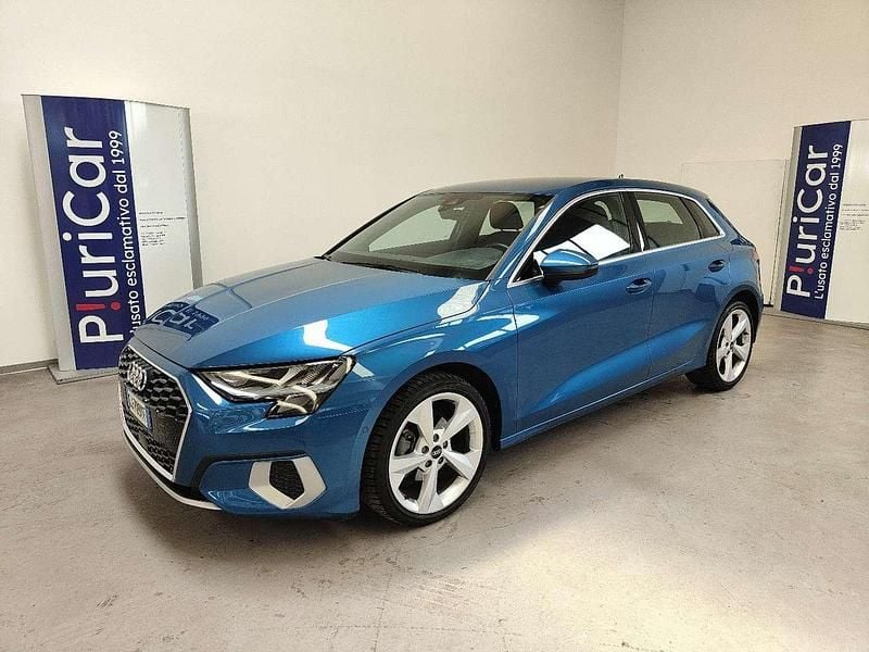 Blu/azzurro Usata 2022 Audi A3 Tre volumi | 20.900 € (Super prezzo) - Immagine 1/4