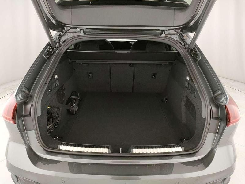 Nuova Audi A5 S-Line 204 CV (150 kW) 2025 Grigio daytona Station wagon