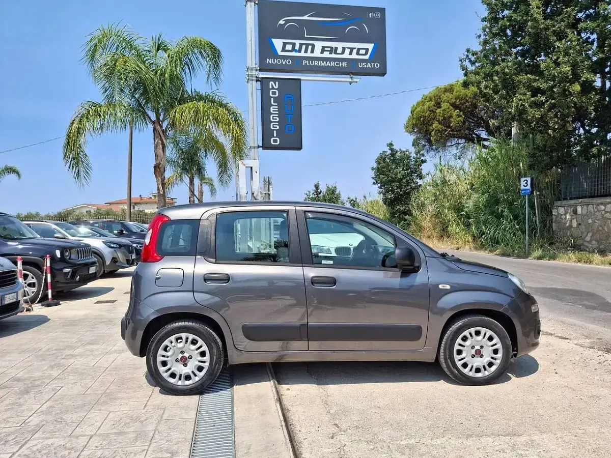 Usata Fiat Panda Lounge 69 CV (50 kW) 2018 Grigio Utilitaria