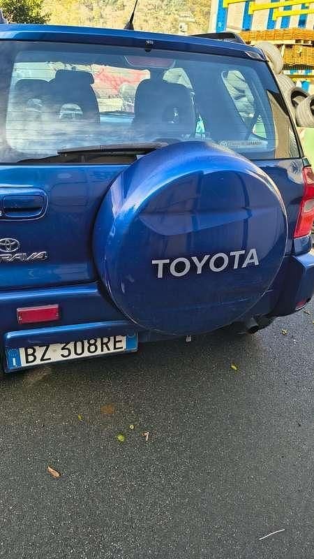 Usata Toyota RAV4 116 CV (85 kW) 2002 SUV