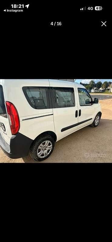 Usata Fiat Doblò 95 CV (69 kW) 2018 Bianco Monovolume