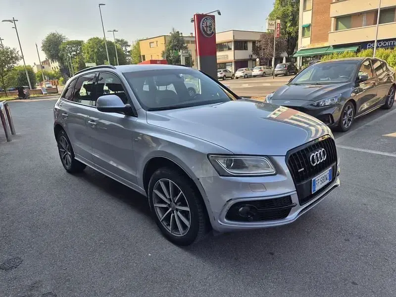 Usata Audi Q5 Advanced 190 CV (139 kW) 2016 Grigio SUV