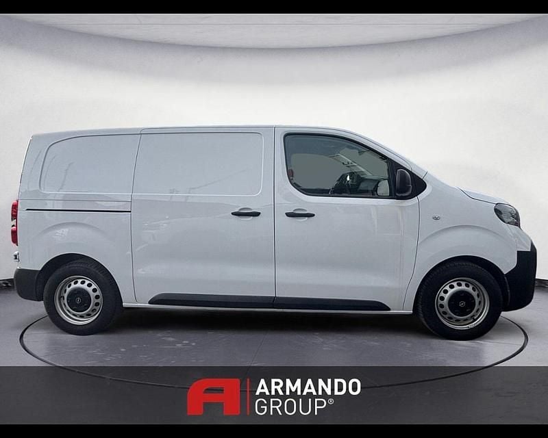 Usata Opel Vivaro 145 CV (106 kW) 2024 Bianco Monovolume
