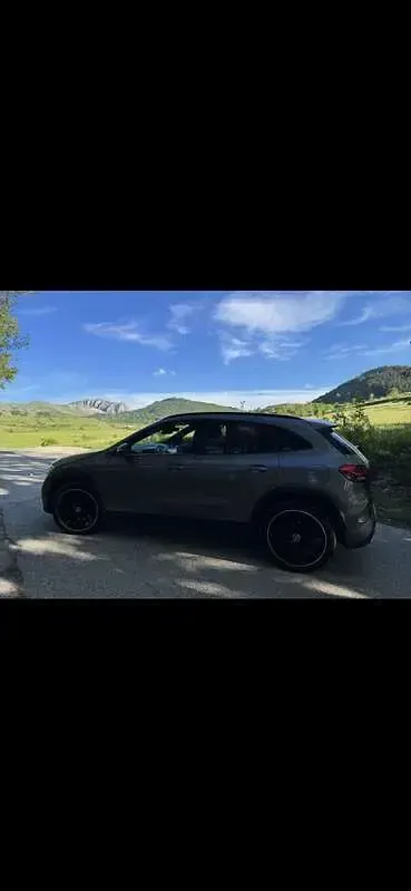 Usata Mercedes GLA180 Premium 116 CV (85 kW) 2023 SUV