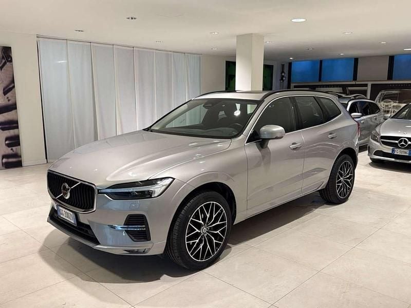 Argento Usata 2021 Volvo XC60 Momentum SUV | 29.400 € (Ottimo prezzo) - Immagine 1/4