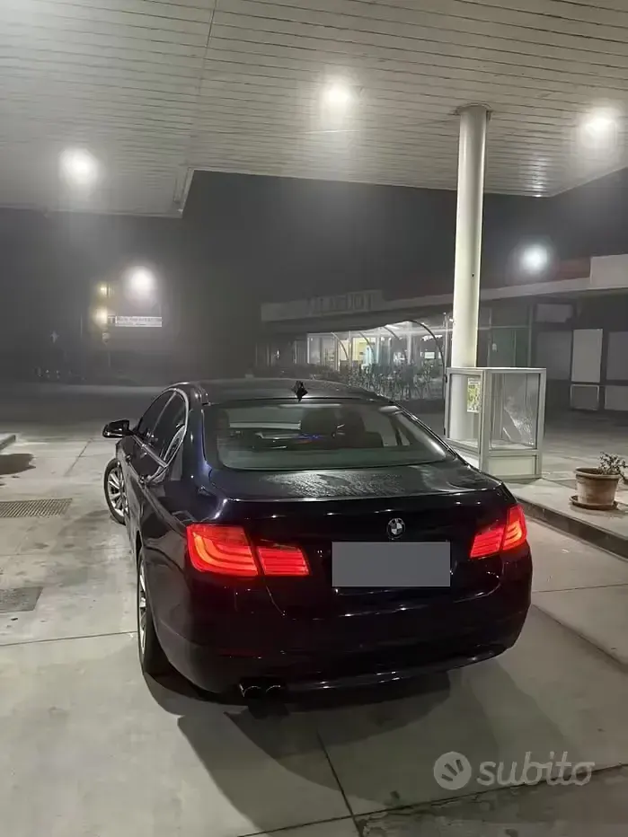 Usata BMW 525 204 CV (150 kW) 2010 Blu Berlina