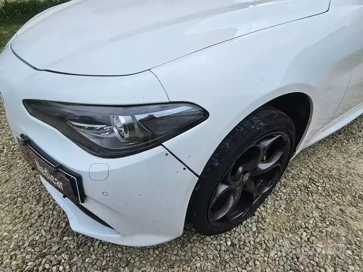 Usata Alfa Romeo Giulia 210 CV (154 kW) 2021 Bianco Berlina