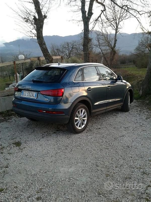 Usata Audi Q3 150 CV (110 kW) 2015 Blu SUV
