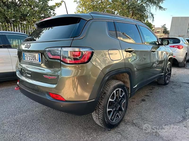 Usata Jeep Compass Trailhawk 170 CV (125 kW) 2019 Verde SUV