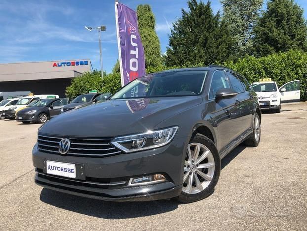 Grigio Usata 2017 VW Passat Business Station wagon | 13.950 € (Cara) - Immagine 1/4