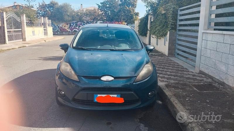 Usata Ford Fiesta 2009 Blu Berlina
