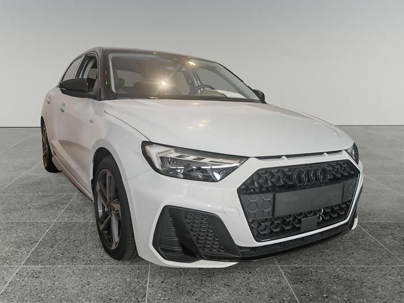 Bianco Usata 2024 Audi A1 Black Edition Utilitaria | 24.900 € (Buon prezzo) - Immagine 1/4