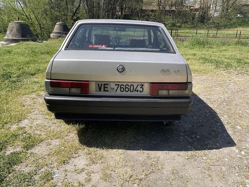 Usata Alfa Romeo 33 118 CV (86 kW) 1989 Berlina
