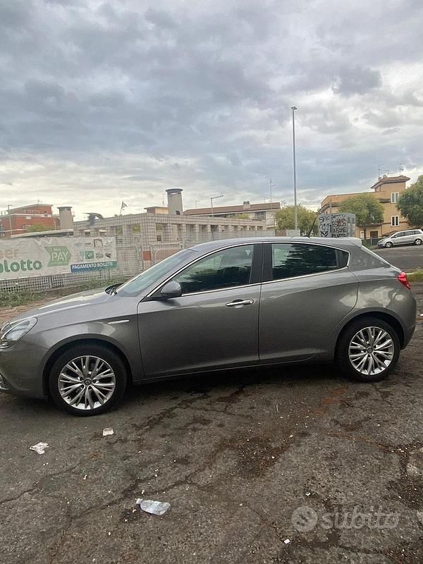 Usata Alfa Romeo Giulietta 175 CV (128 kW) 2017 Berlina