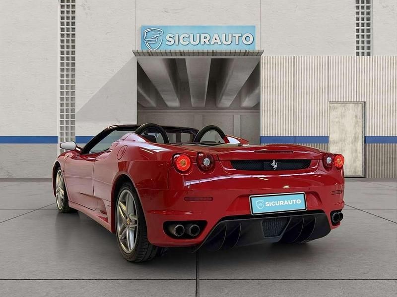 Usata Ferrari F430 489 CV (359 kW) 2006 Rosso Cabrio
