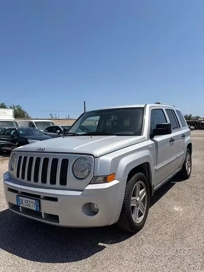 Usata Jeep Patriot Limited 140 CV (102 kW) 2007 SUV