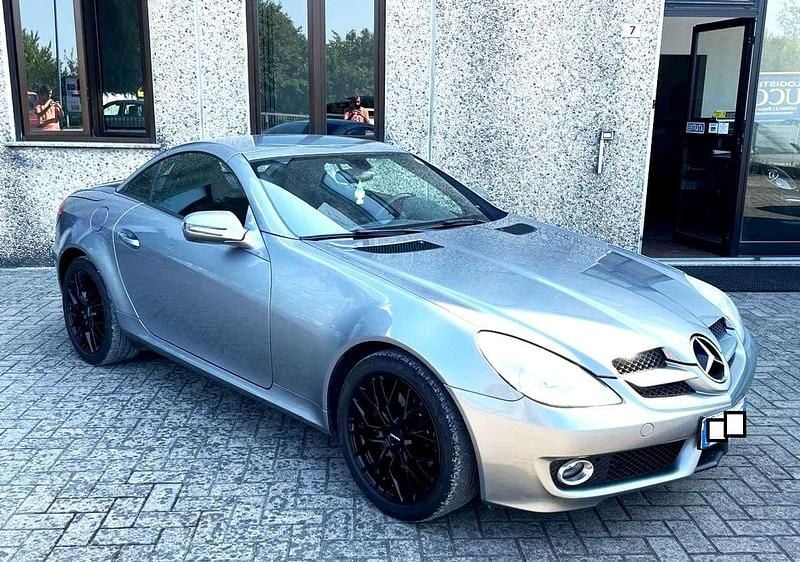 Usata Mercedes SLK200 184 CV (135 kW) 2009 Scuro Cabrio