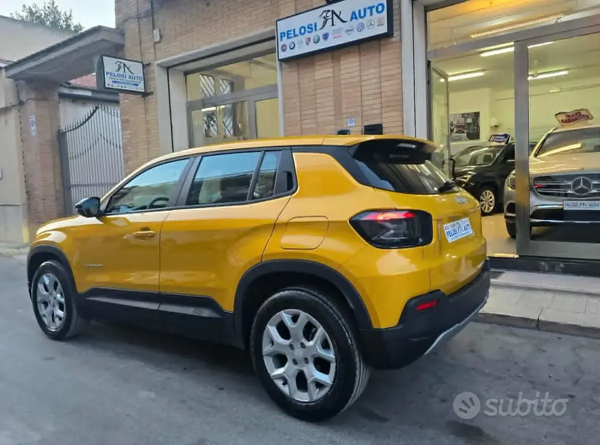 Usata Jeep Avenger Altitude 101 CV (74 kW) 2024 Giallo SUV