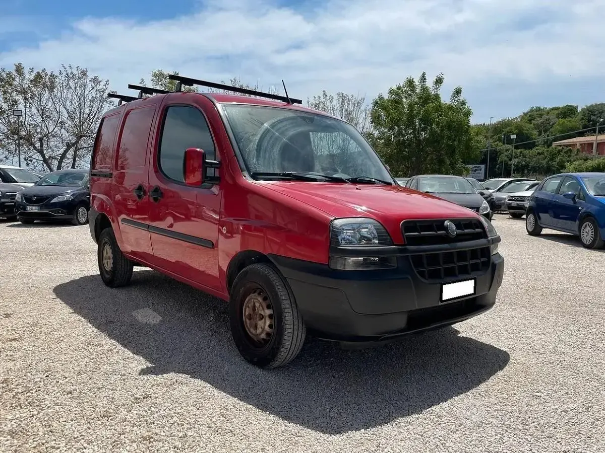 Usata Fiat Doblò 75 CV (55 kW) 2006 Monovolume