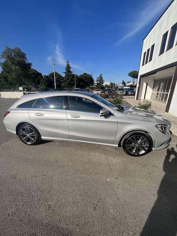 Usata Mercedes CLA200 Shooting Brake 136 CV (100 kW) 2016 Station wagon