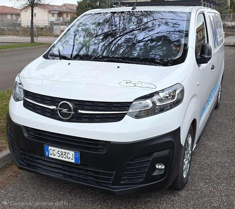 Usata Opel Vivaro 179 CV (131 kW) 2021 Bianco Monovolume