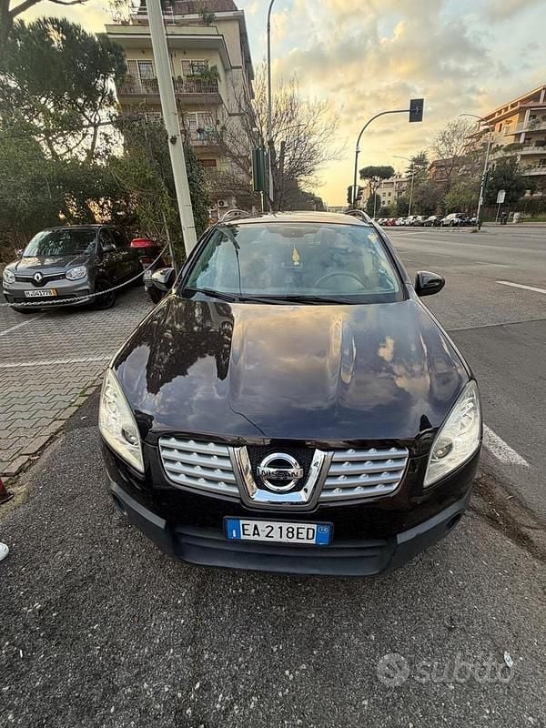 Usata Nissan Qashqai +2 Tekna 106 CV (77 kW) 2010 Nero SUV