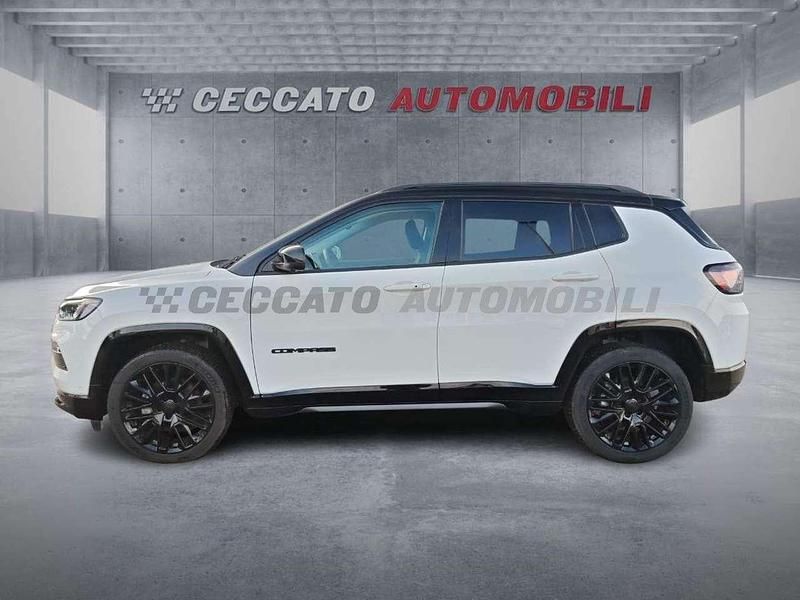 Begagnad Jeep Compass 131 HK (96 kW) 2024 Vit SUV