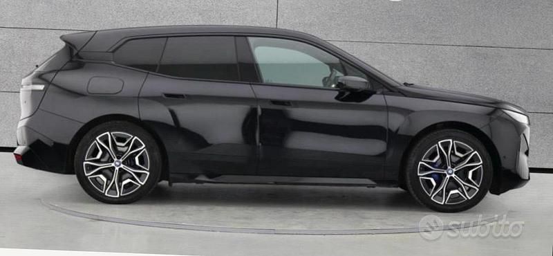 Usata BMW iX Efficient Dynamics 484 kW (659 CV) 2022 Nero SUV