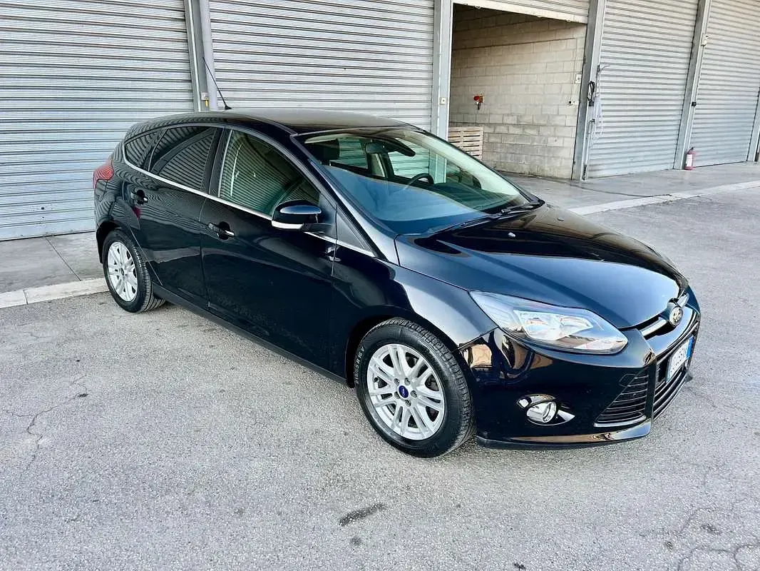 Usata Ford Focus Titanium 95 CV (69 kW) 2013 Nero Berlina