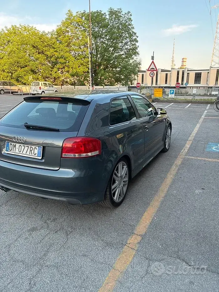 Usata Audi S3 265 CV (194 kW) 2007 Grigio Utilitaria
