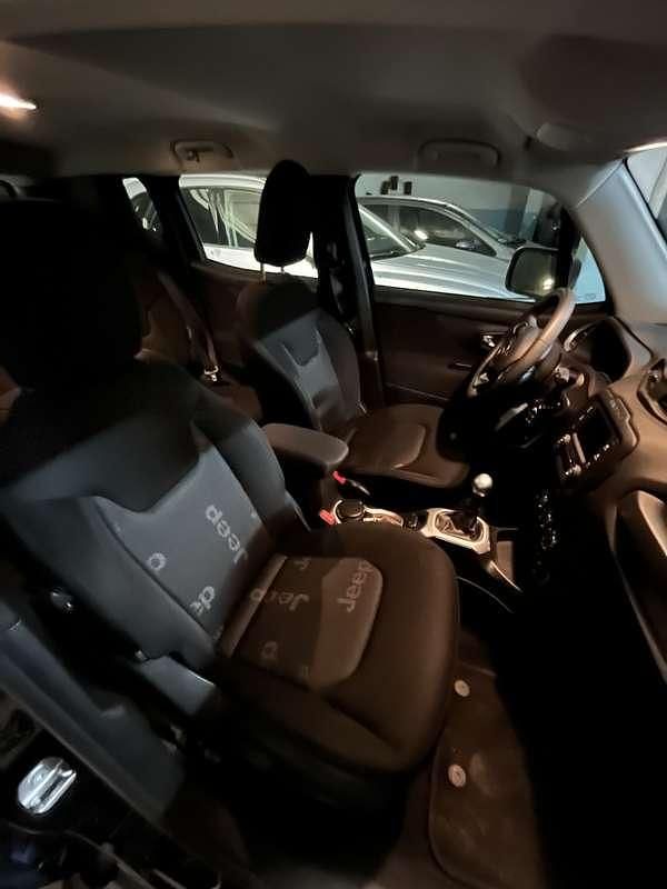 Usata Jeep Renegade Sport 110 CV (80 kW) 2017 SUV