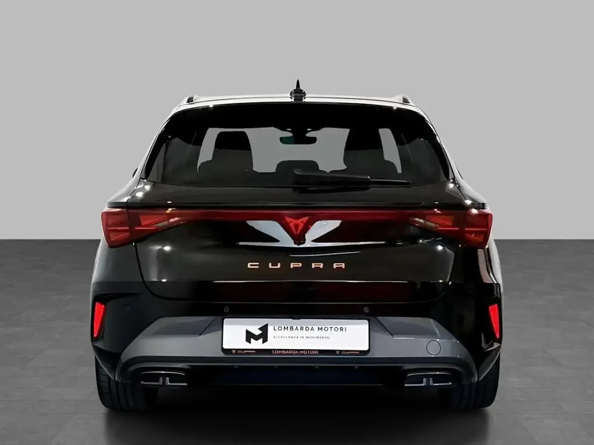 Usata Cupra Leon 150 CV (110 kW) 2024 Nero midnight Station wagon