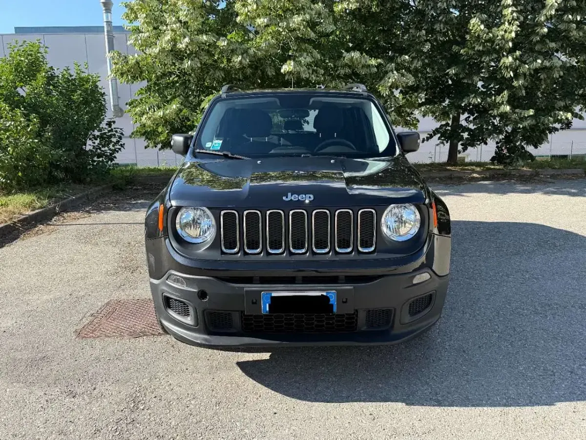 Usata Jeep Renegade Sport 120 CV (88 kW) 2017 Nero SUV