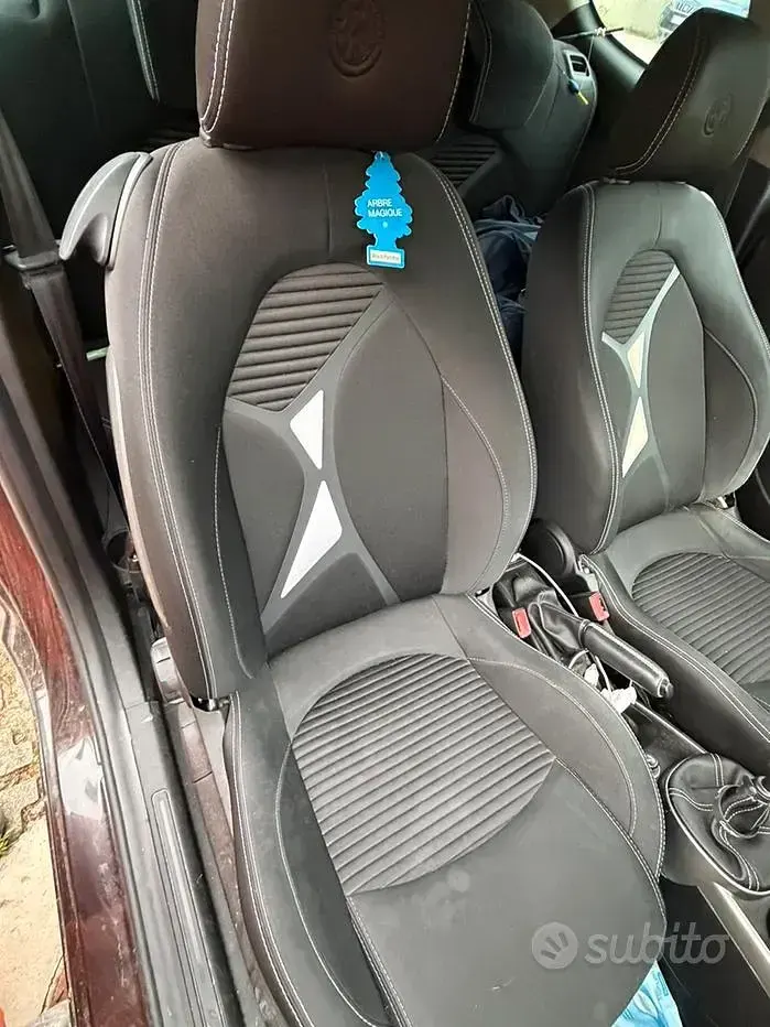 Usata Alfa Romeo MiTo 85 CV (62 kW) 2015 Nero Utilitaria