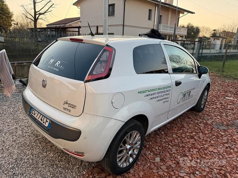 Usata Fiat Grande Punto 2011 Utilitaria