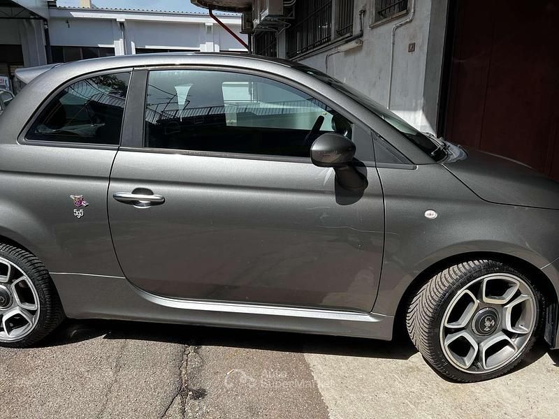 Usata Abarth 595 144 CV (105 kW) 2017 Grigio Utilitaria