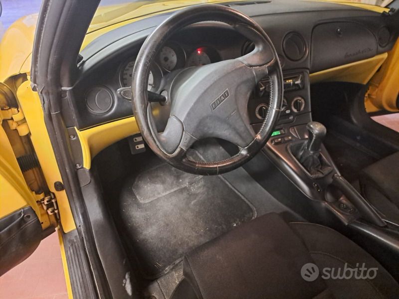 Usata Fiat Barchetta 130 CV (95 kW) 1996 Giallo Cabrio