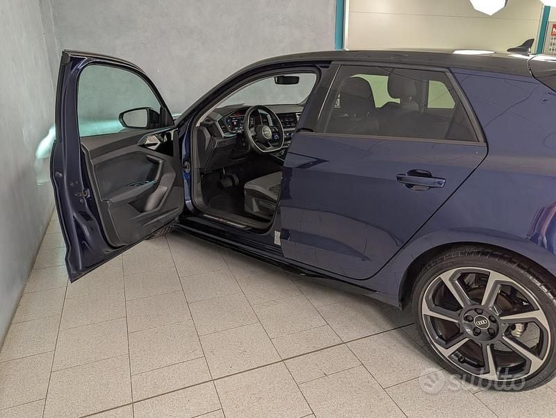 Usata Audi A1 Black Edition 116 CV (85 kW) 2025 Blu SUV